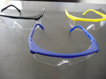 Protective Glasses / Safety Glasses / Teeth Whitening Goggle