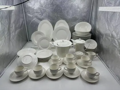 Ceramic tableware for enjoying meals