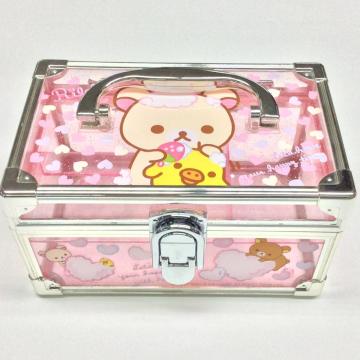 Plastic portable jewelry storage box