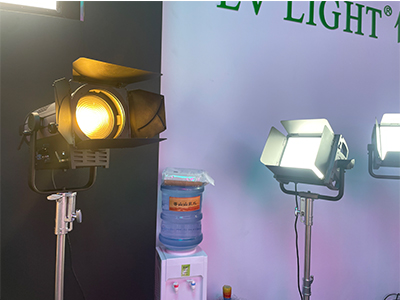 Bi color fresnel