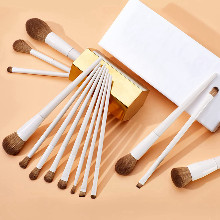 Premium Quality Cosmetic Brushes