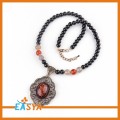 Heißer Verkauf billige Perlen Kette mit Harz Anhänger Halsketten für Frauen