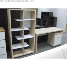 Bookshelf with Melamine Finish