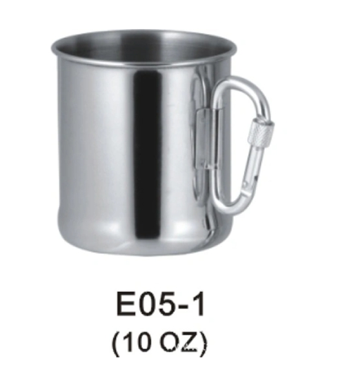 Exploring the outdoors, easy to carry! The Stainless Steel Camping Mug with Carabine Lock Handle is a shock!