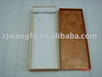 yellow paper gift packaging box