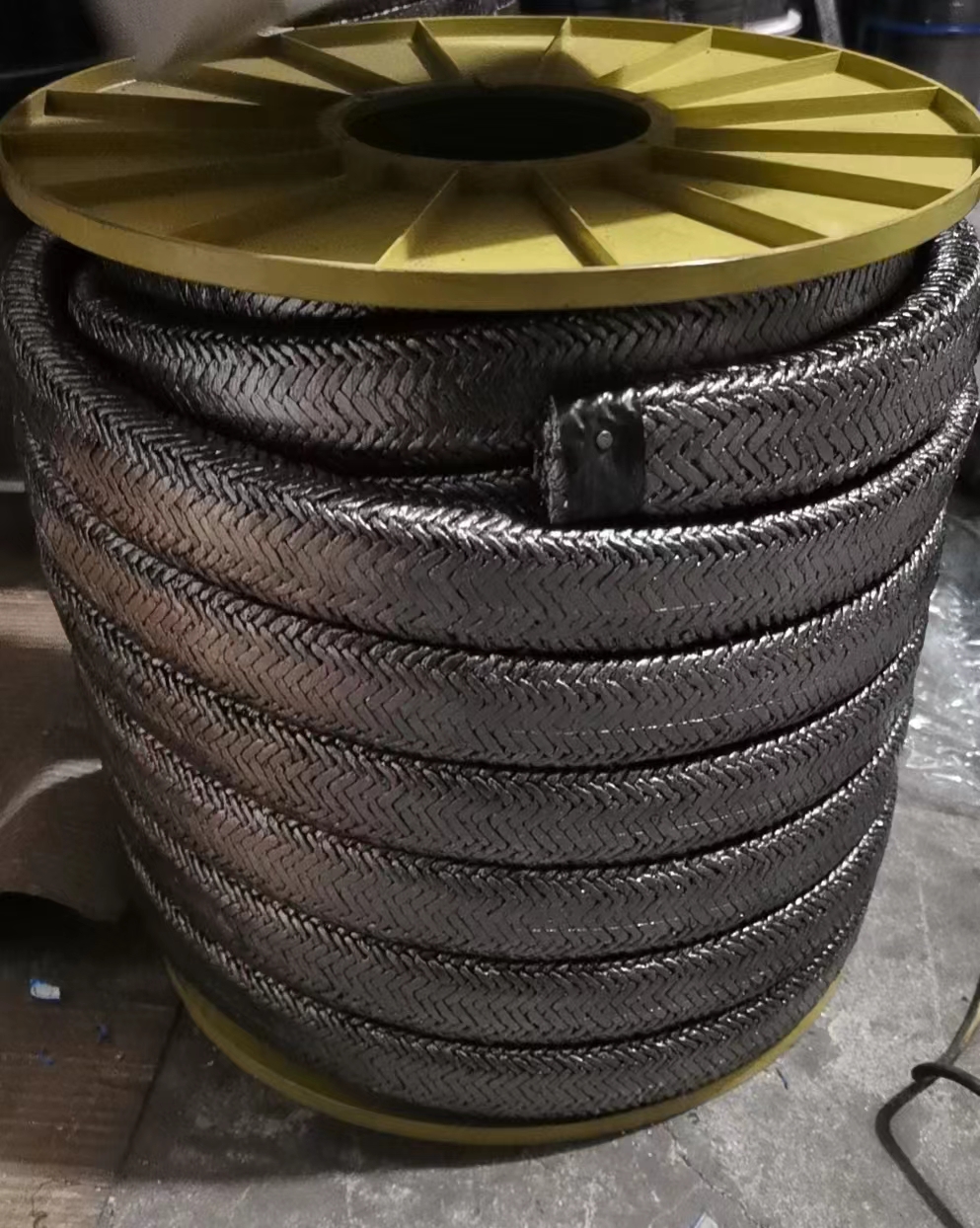 graphite packing wire mesh (1)