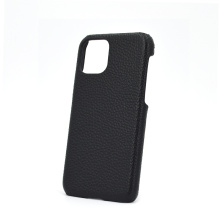 Telepon hitam mencakup casing