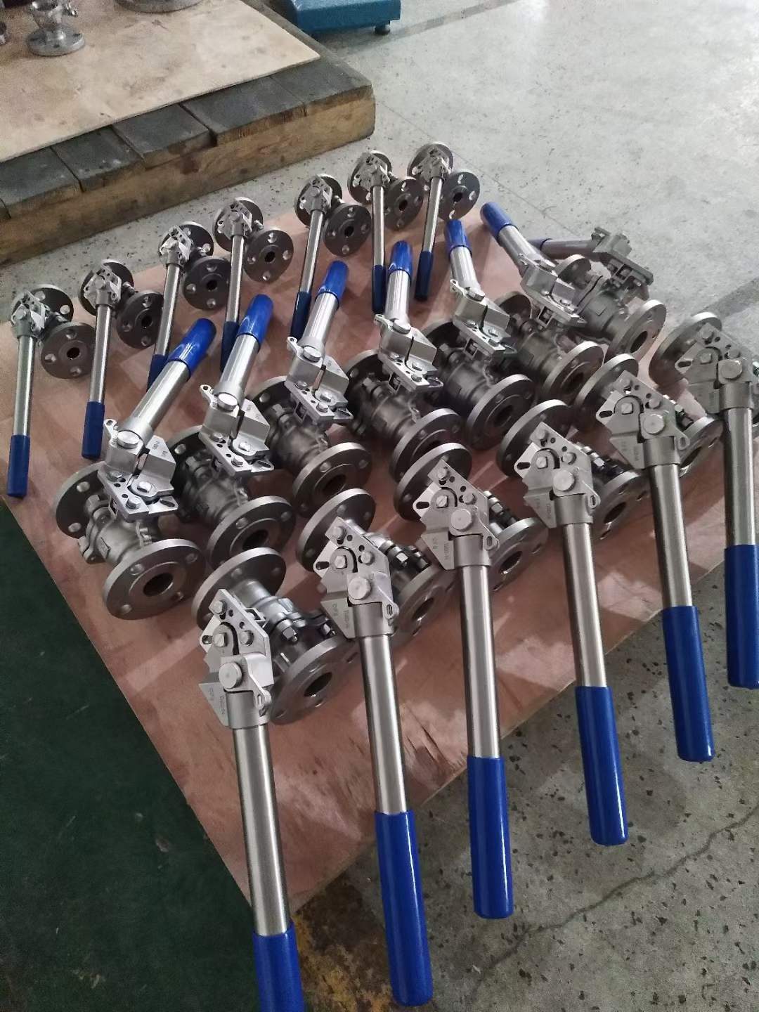 SPRING RETURN VALVE