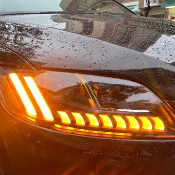 المصباح LED مع عدسة جهاز الإسقاط لـ Audi Q7 2006-2015 LD
