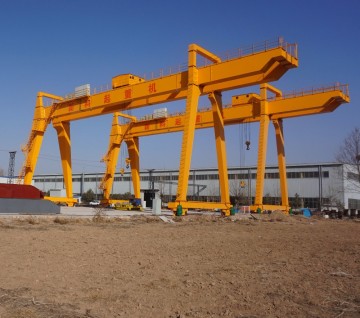 Crane a gantry a doppia trave a binario esterno 30 tonnellate