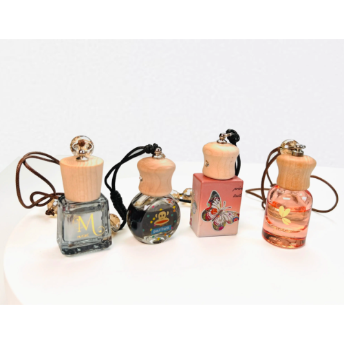 Botella de perfume de automóvil colgante para aroma premium
