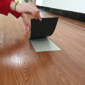 Low Price PVC Wood Style Vinyl Flooring Tiles