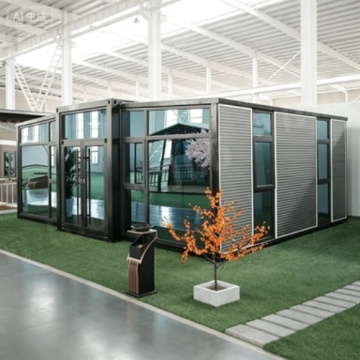 Self-Expanding Mobile Housing with Lightweight Frame System