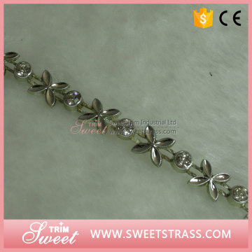 factory wholesale crystal rhinetone ribbon with flower shape