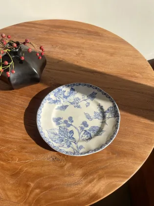 Underglaze colored autumn pear yellow dinner plate