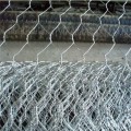 Wire mesh heksagonal dilapisi pvc galvanis yang dicelup panas