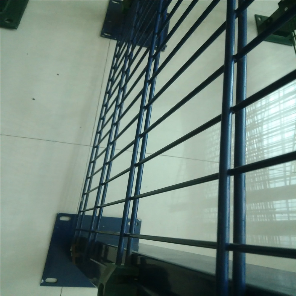 Hot Sale High Quality Double Horizontal Wire Fence