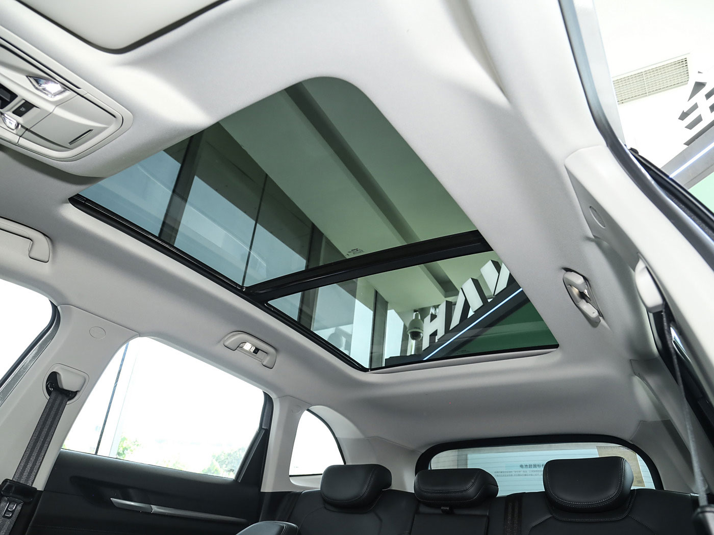 Luxury used car HAVAL h6