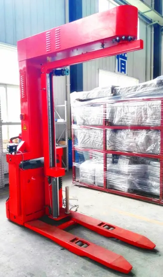 Forklift type rotary arm wrapping machine