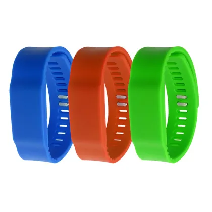 Wholesale RFID Silicone Wristbands for Water Parks and Smart Devices