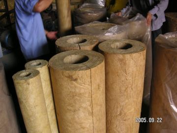 Light Weight Rockwool Pipe Insulation For Hot / Cold Pipe Lines