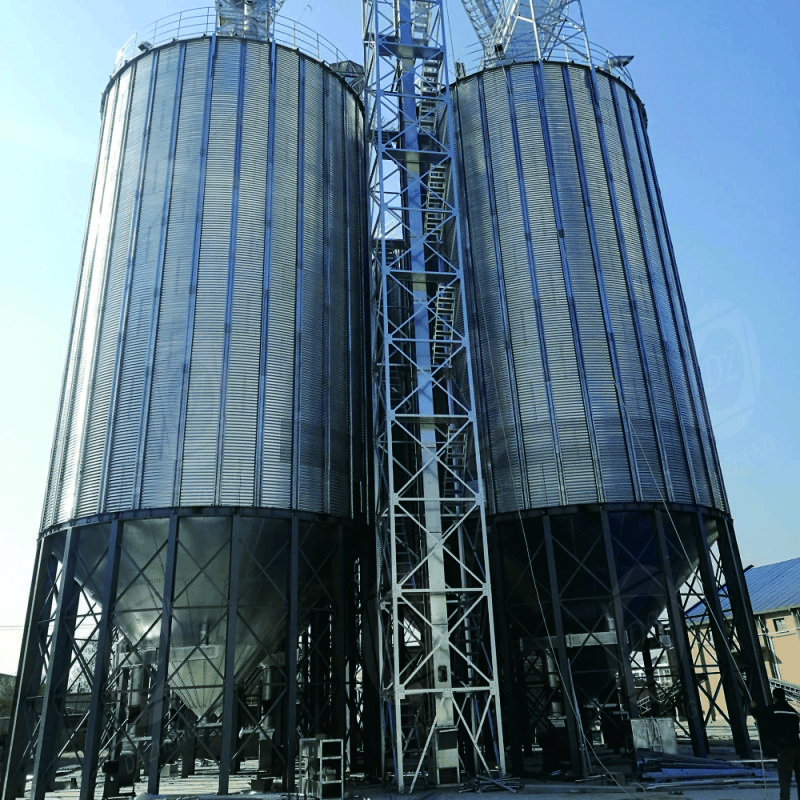 Raw material silos for salt production