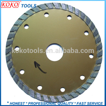 Turbo both wet and dry cutting diamond saw blades