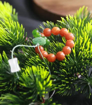 Red Jade Green Accent Pendant Necklace