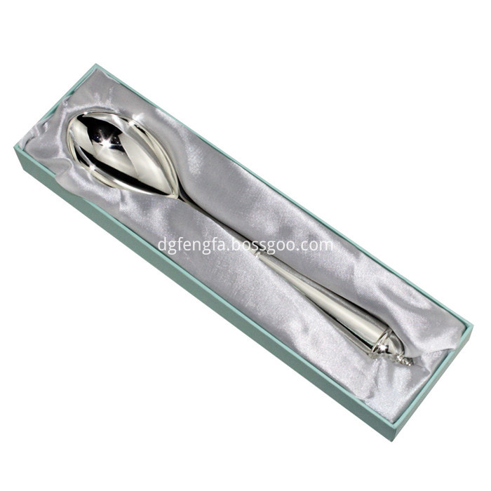 Zinc alloy spoon