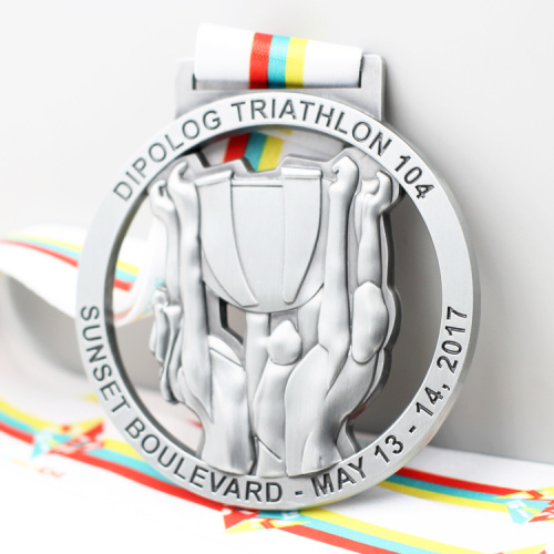 Medalhas de Finalizador de Triatlo Half Ironman personalizado