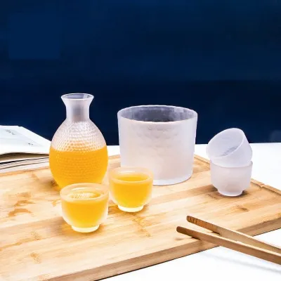 Li Qing Frosted Japanese Style Sake Glass Cup Set with Warmer
