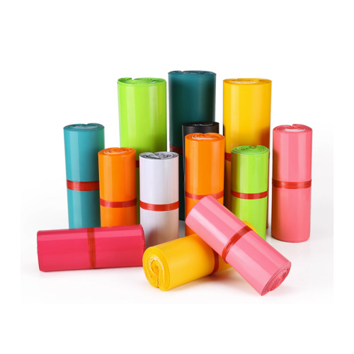 カスタムロゴの厚いプラスチックの宅配郵便バッグ