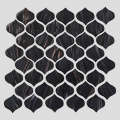 Líneas de oro negro Líneas de vidrio Arabesque Forma Lobby Mosaico