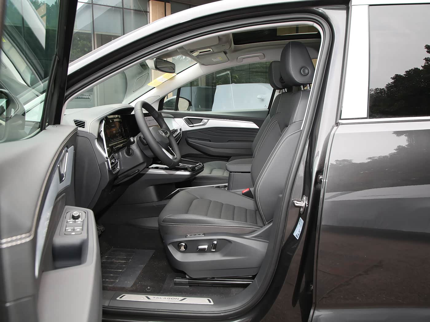 Used 2024 Volkswagen Talyon 380TSI