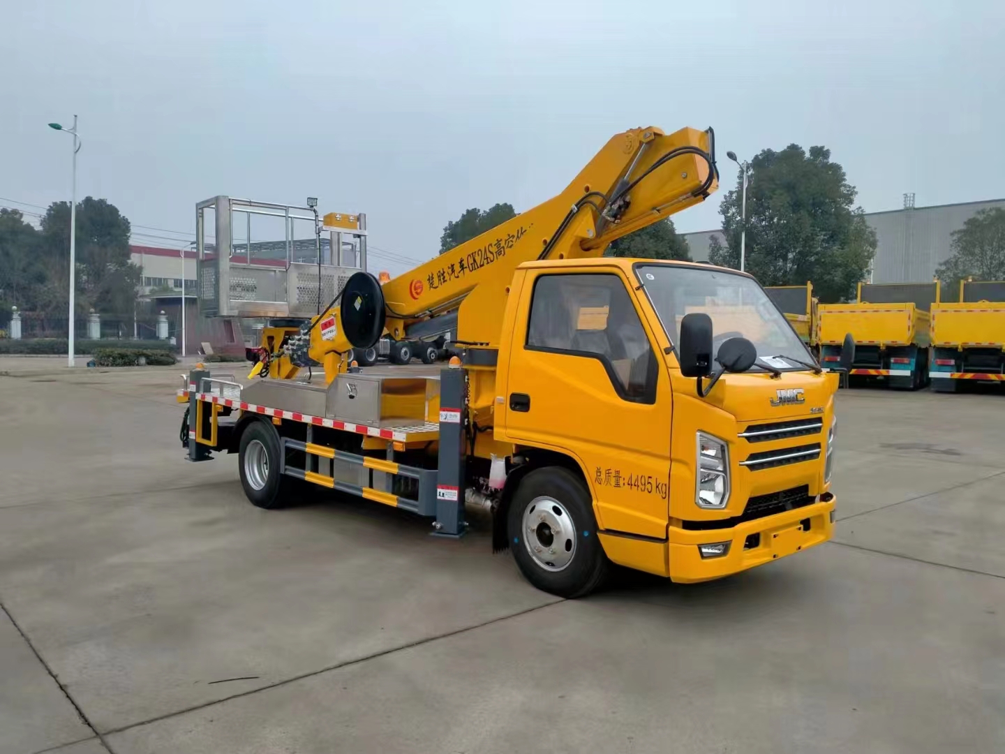 Mobile Elevating Work Platform Truck
