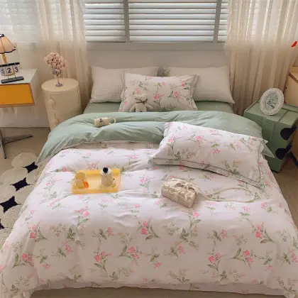 Clear and fragrant bedding set