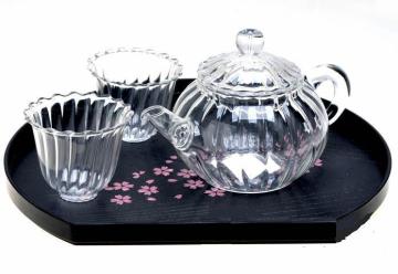 Glass teapot