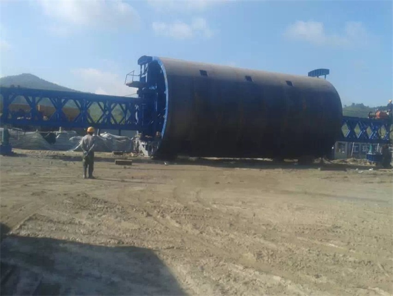 Carro de revestimiento de vigas de agujas para túnel circular