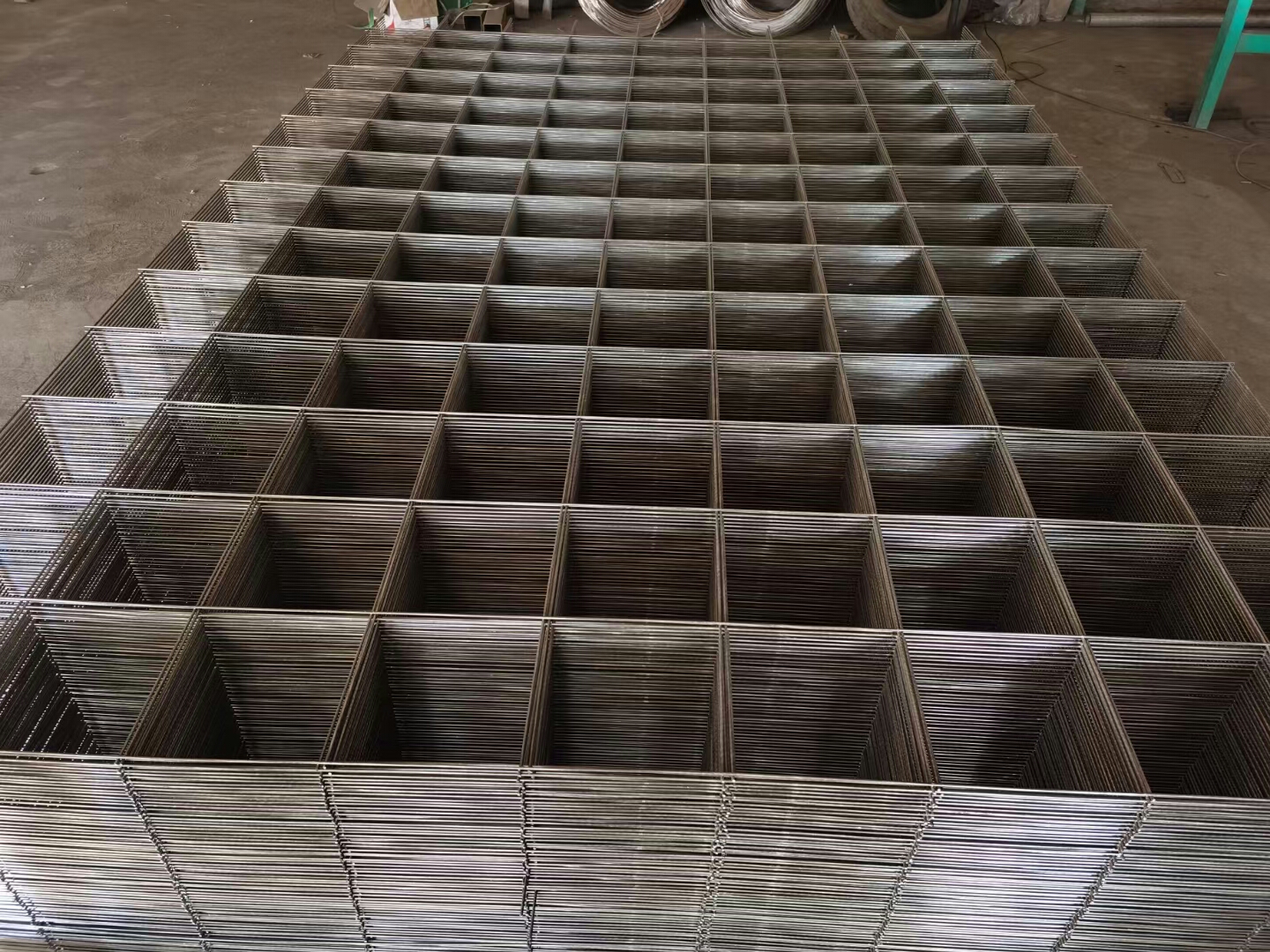 Galvanized reinforcing wire mesh for construction