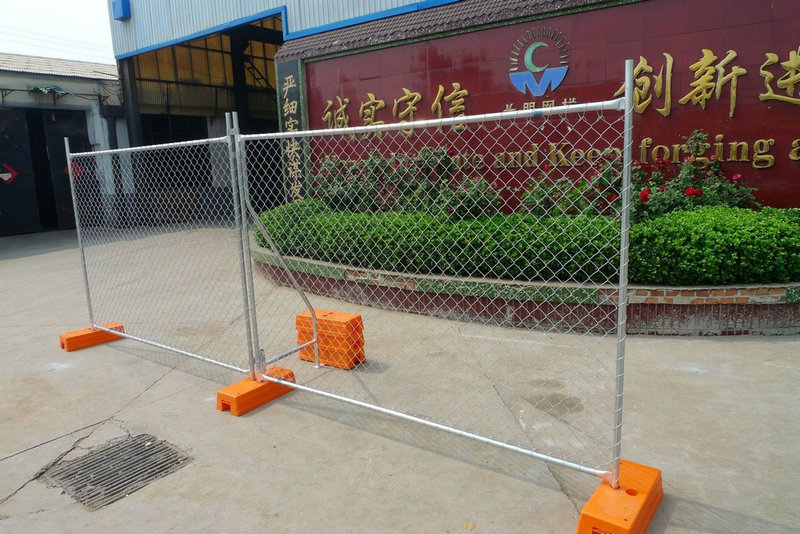 Temporary fence