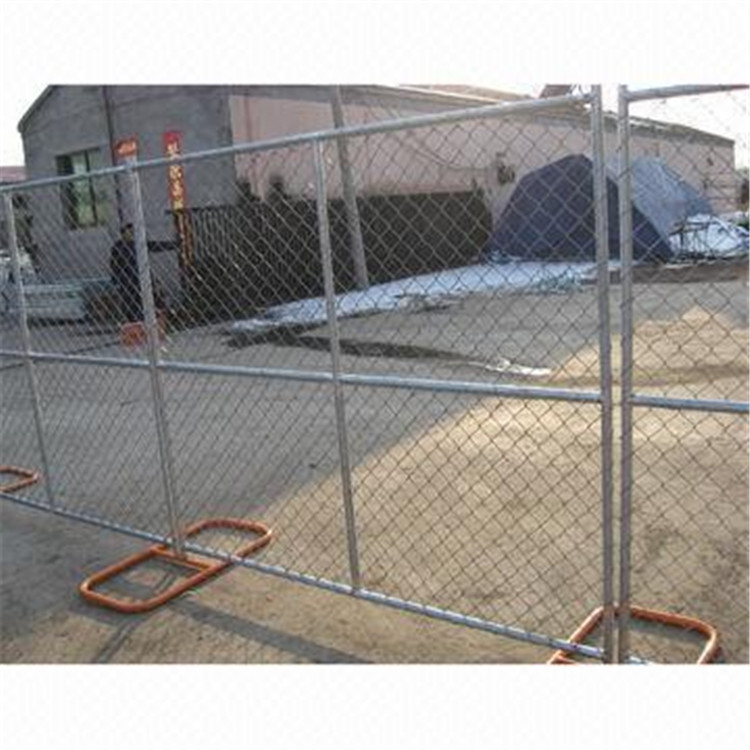 UAS Type construction chain link fencing systems