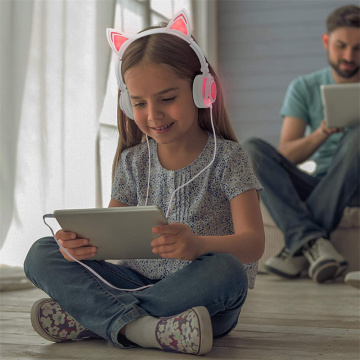 Auriculares para niños sobre la oreja LED Orejas de gato brillantes