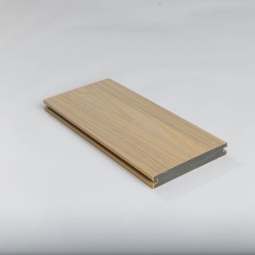 UV-Resistant Co-Extruded Composite Decking Boards