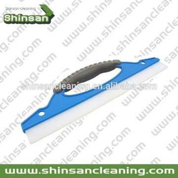 2016 Soft silicone car water blade/car glass cleaning water blade squeegee/window squeegee with silicon blade