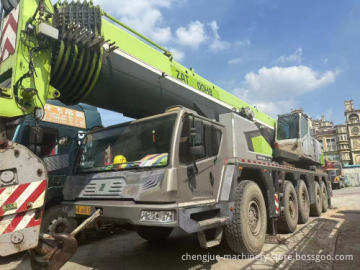 Used 220Ton Zoomlion Truck Crane from Top Factory