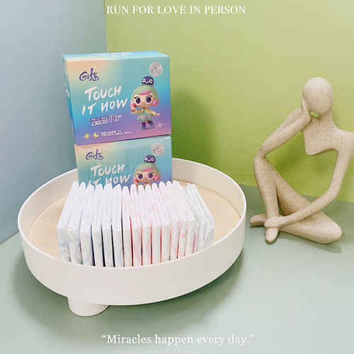 High quality feminine sanitary napkin pads