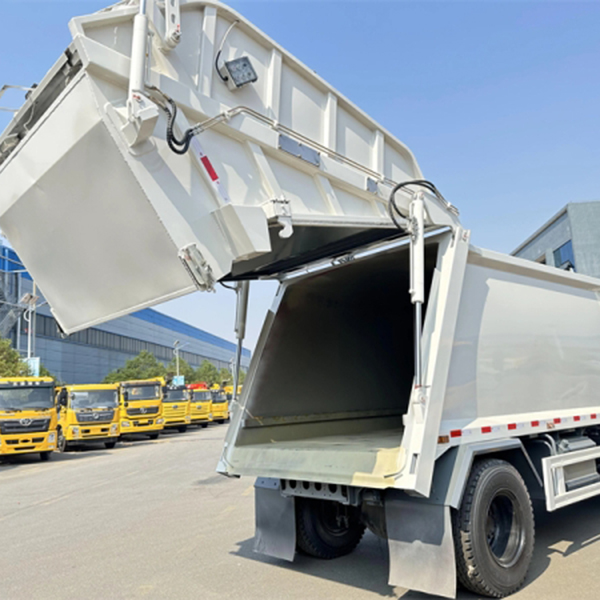White DongFeng KR 4x2 12cbm Refuse Compactor Truck
