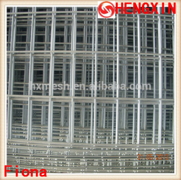 welded wire mesh fence panels in 12 gauge