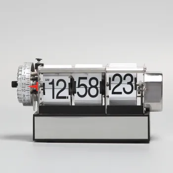 Flip Alarm Clock with Dynamic Seconds