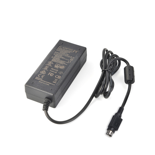 12,6 V 5A Lithium -Batterie -Ladeanlagenadapter